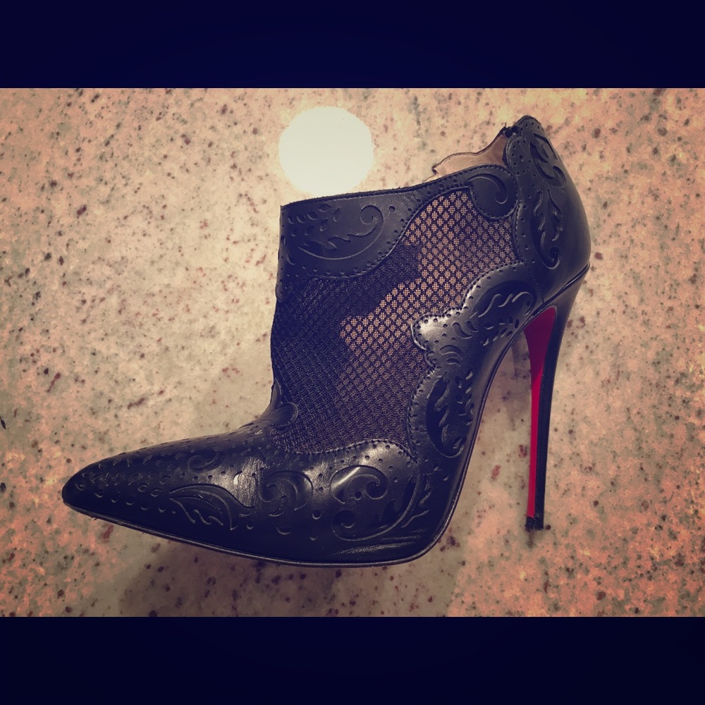 Christian Loboutin Booties 💗